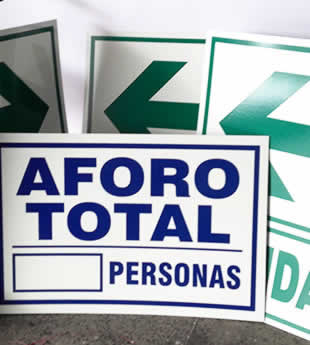 Señal fotoluminiscente en pvc